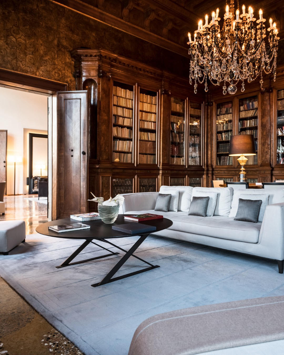 An afternoon in the library at Aman Venice is time well spent