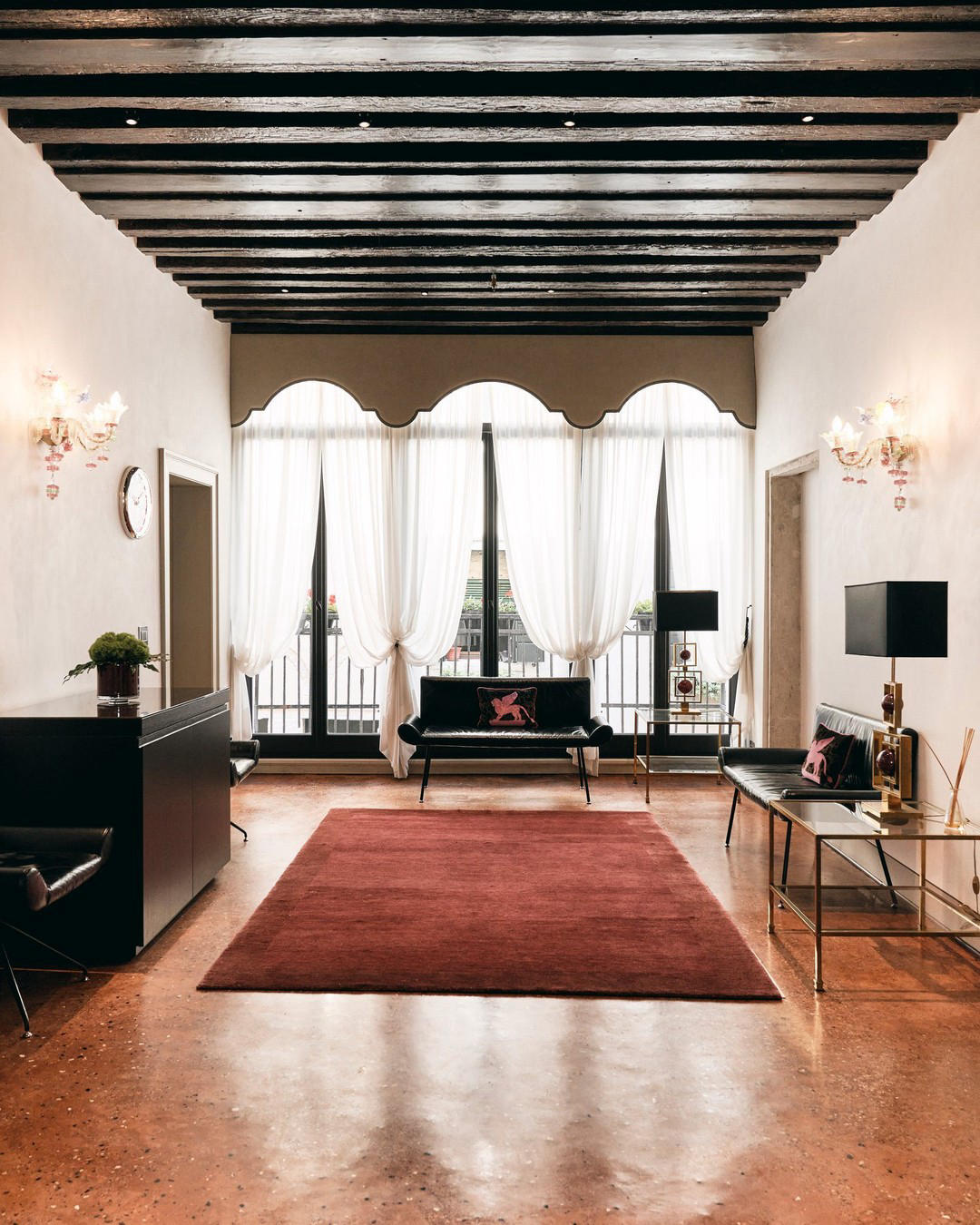 Hotel L'Orologio Venice - The interior architecture of our structure in typical Venetian style, with